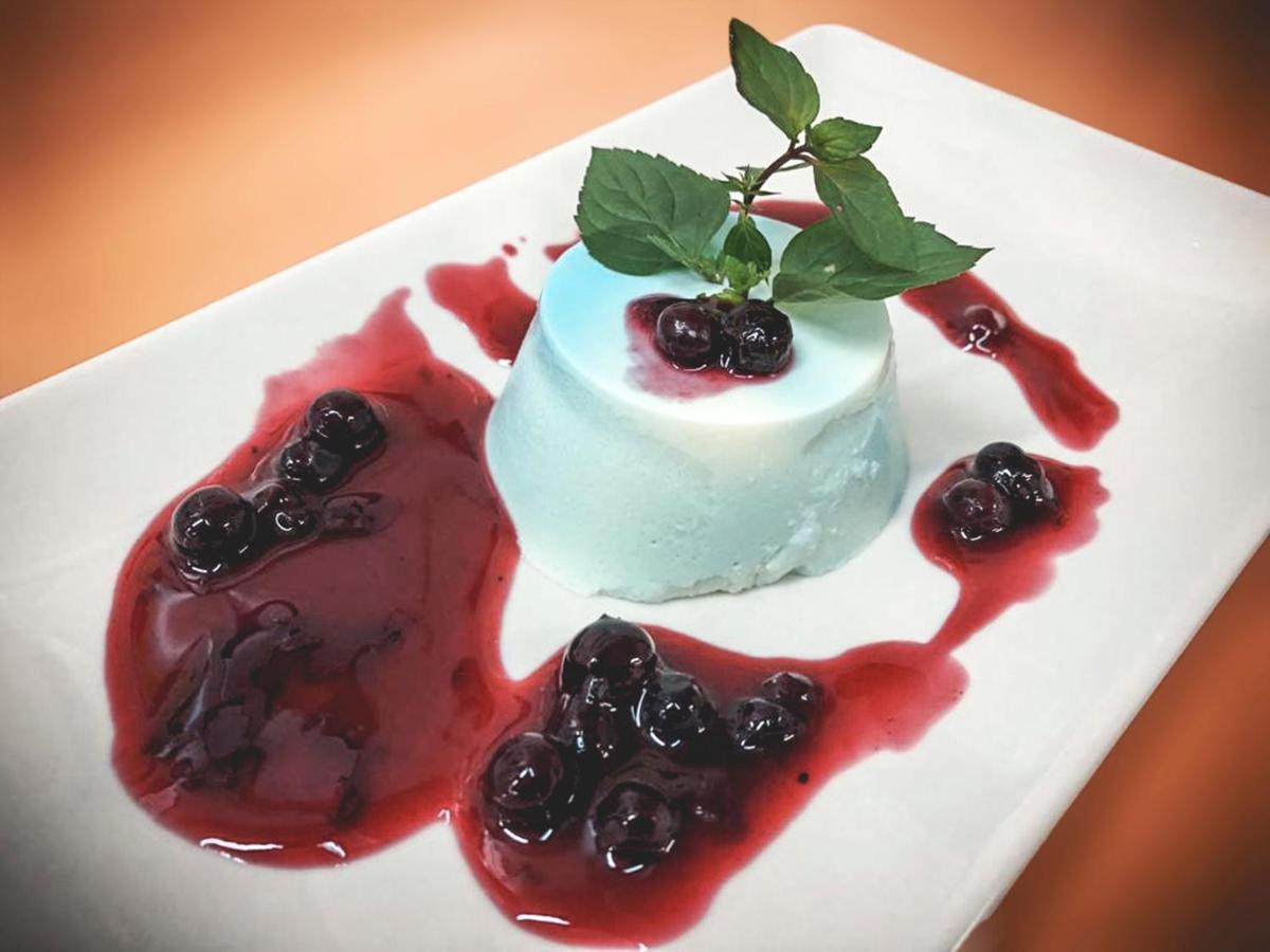 Restaurant Pansion Wien Cierny Brod 外观 照片